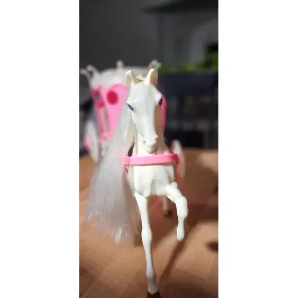 Vintage Barbie Horse and Carriage ~Princess~